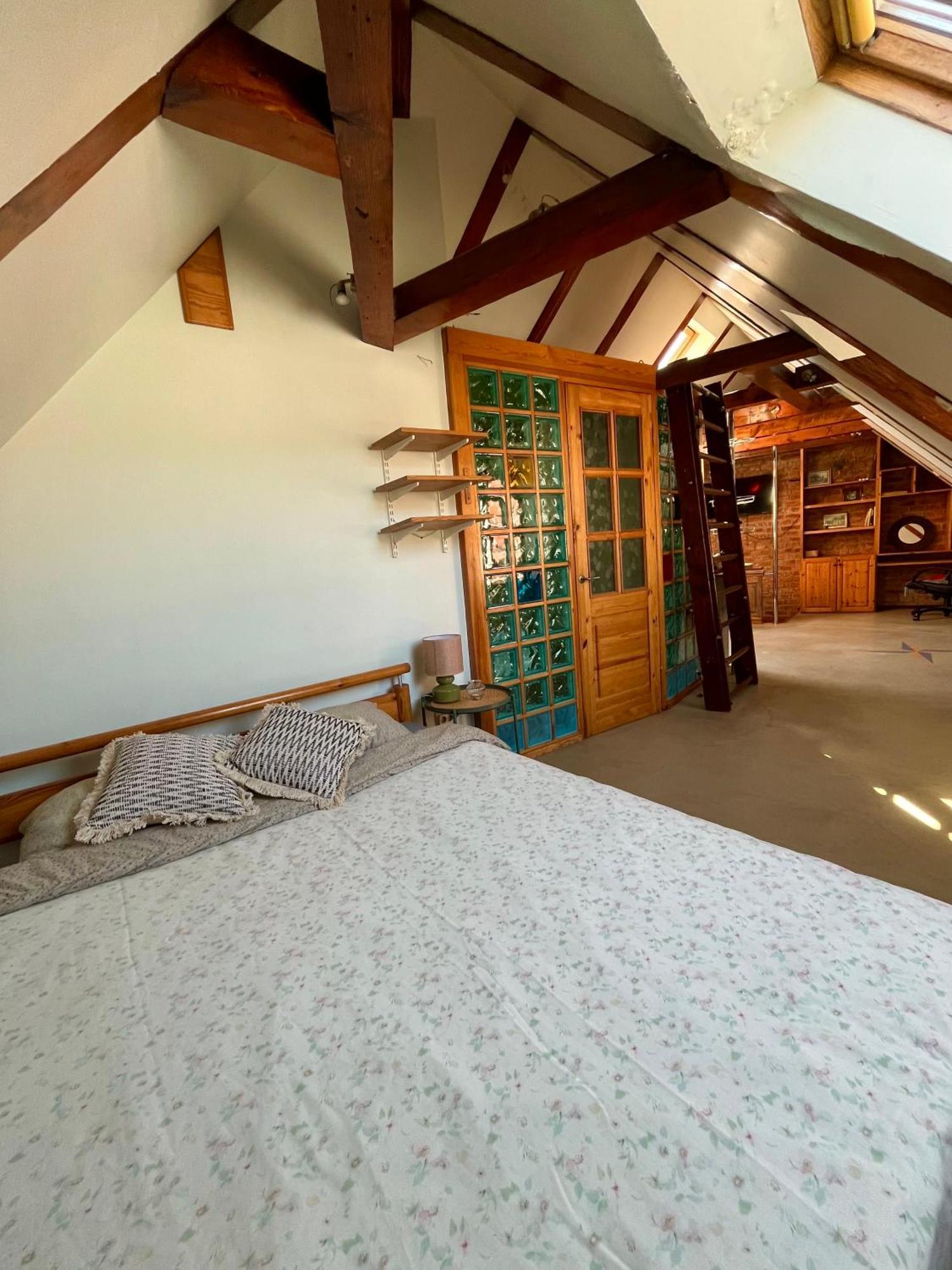 Authentic Loft In The Heart Of Old Town Apartamento Riga